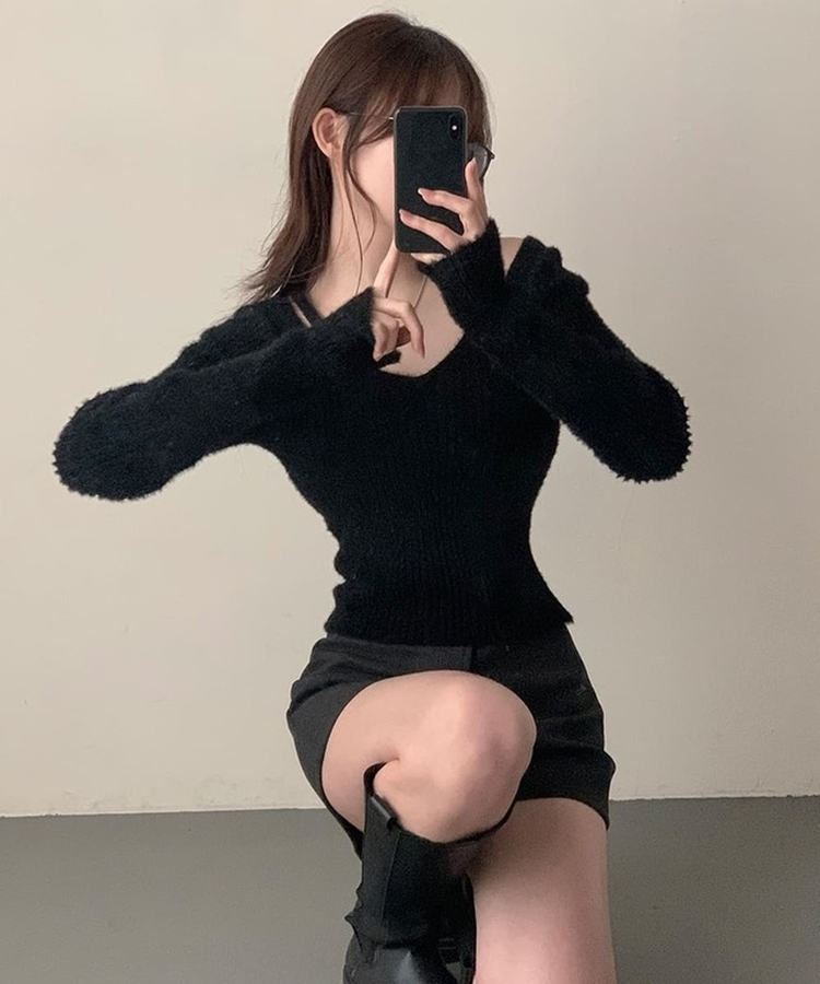 アンゴラショルダースリットニット BLACK