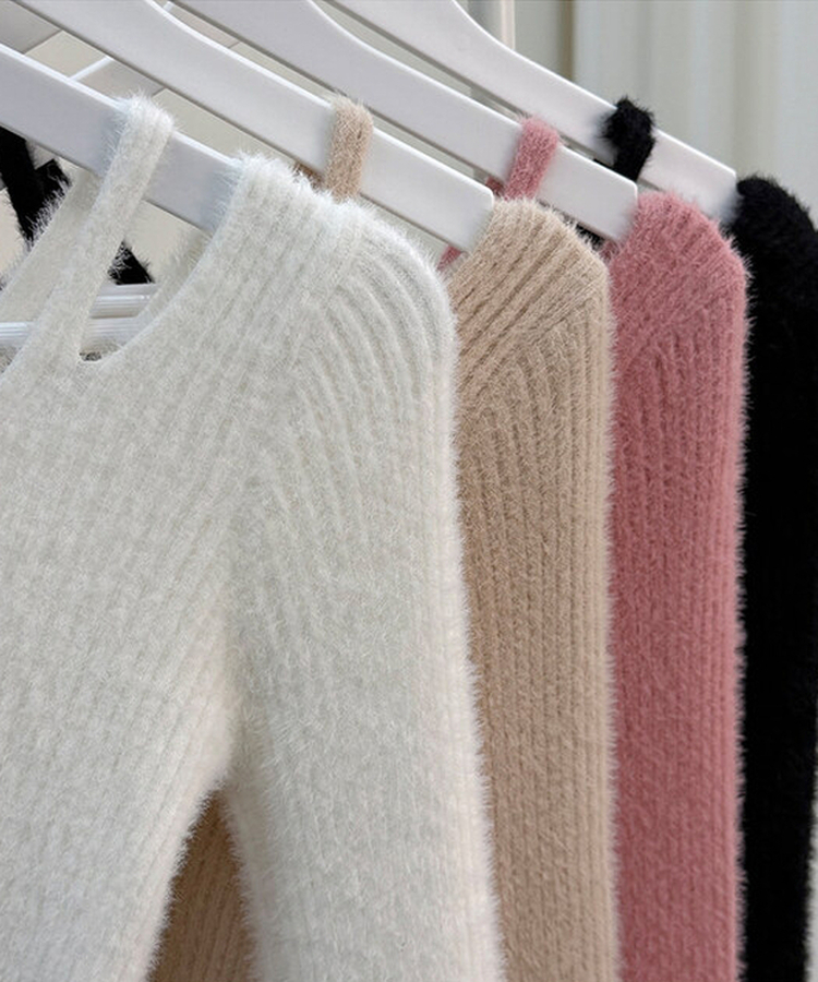 アンゴラショルダースリットニット