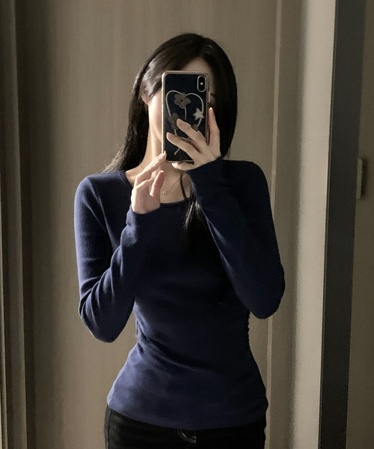 【起毛】サイドシャーリングラウンド長袖Tシャツ(6color) NAVY