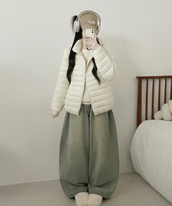 【フード着脱可能】軽量ハイネックダウンジャンパー IVORY