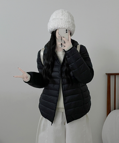 【フード着脱可能】軽量ハイネックダウンジャンパー BLACK