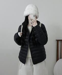 【フード着脱可能】軽量ハイネックダウンジャンパー BLACK