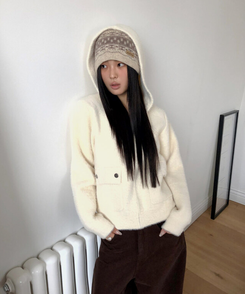 ポケットニットフードジップアップ IVORY
