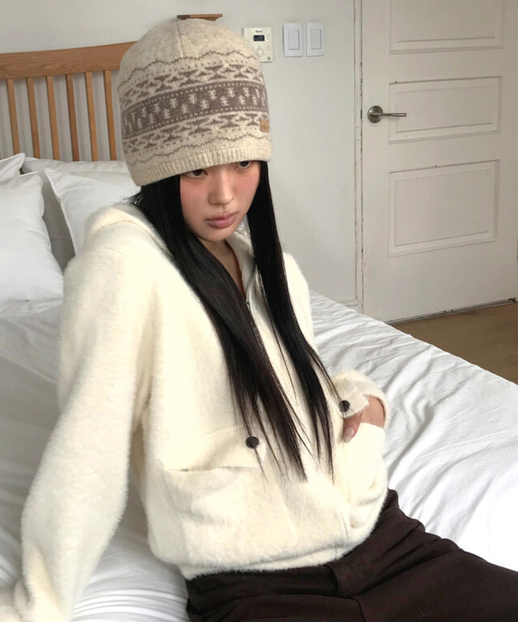 ポケットニットフードジップアップ IVORY