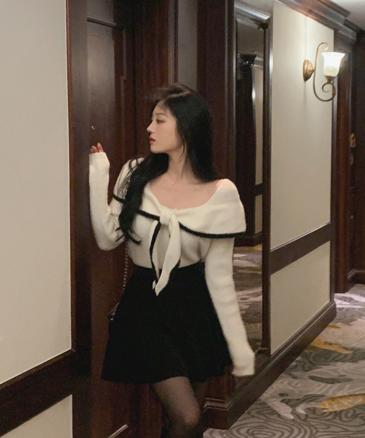 ハートセーラーネックオフニット IVORY