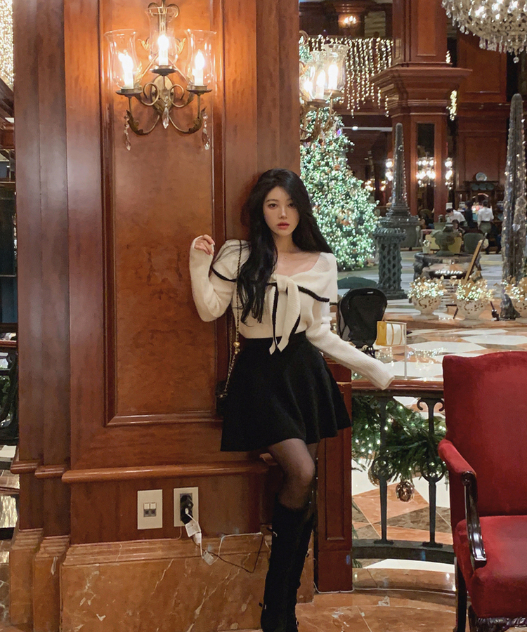 ハートセーラーネックオフニット IVORY