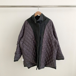 ハイネックボタンオーバーハーフコート