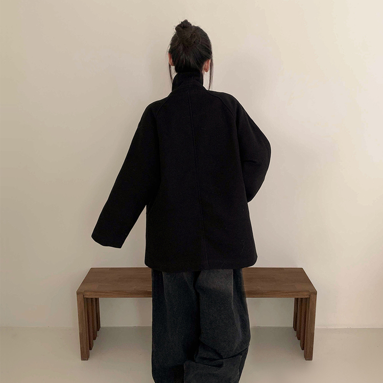 ハイネックボタンオーバーハーフコート BLACK