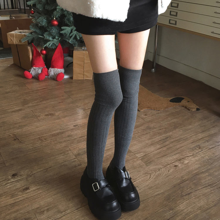 リブレイヤードロングニーソックス GREY