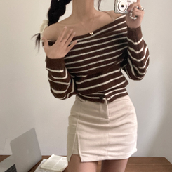 두나 오프숄더 단가라 버튼 니트 단가라브라운