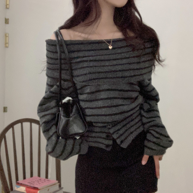 두나 오프숄더 단가라 버튼 니트 단가라차콜