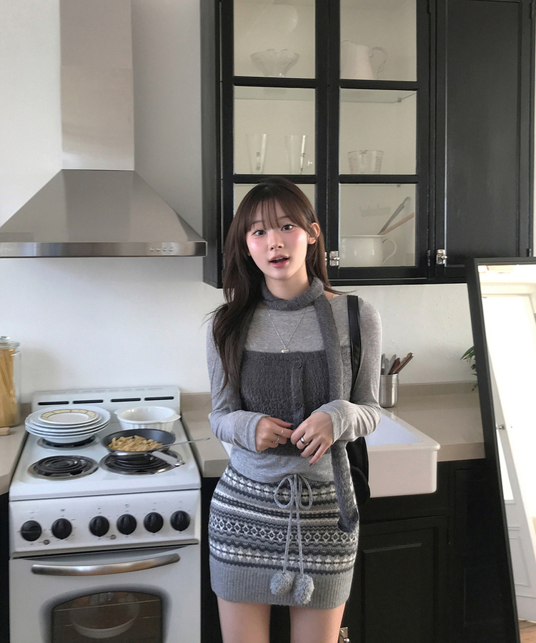 【マフラー付き】シチュー長袖Tシャツ GREY