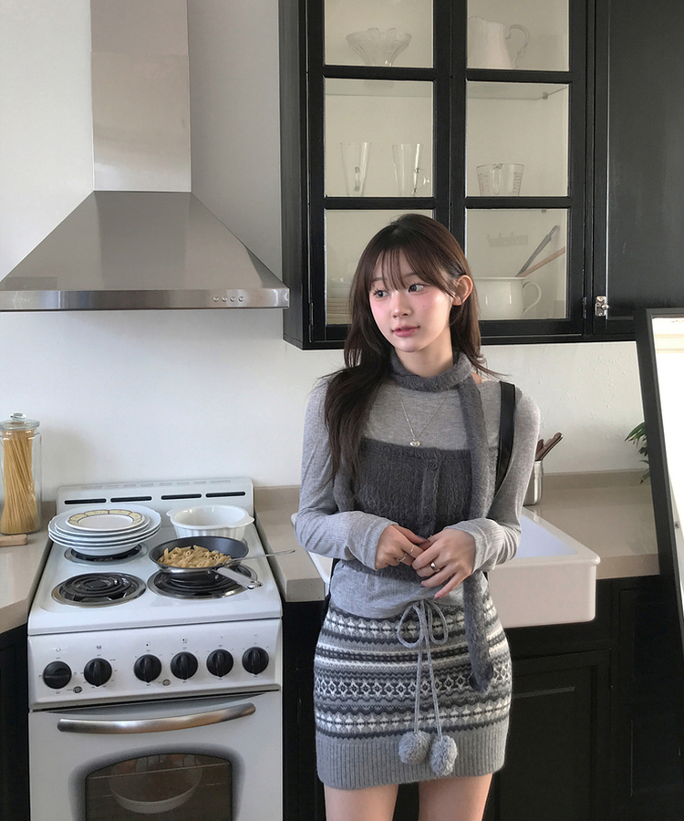 【マフラー付き】シチュー長袖Tシャツ GREY