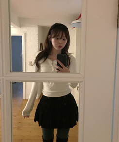 ラビットファーリボン長袖Tシャツ IVORY