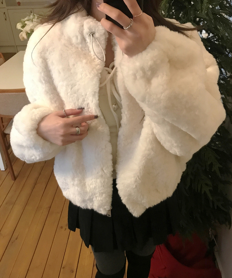 ラビットファーリボン長袖Tシャツ IVORY