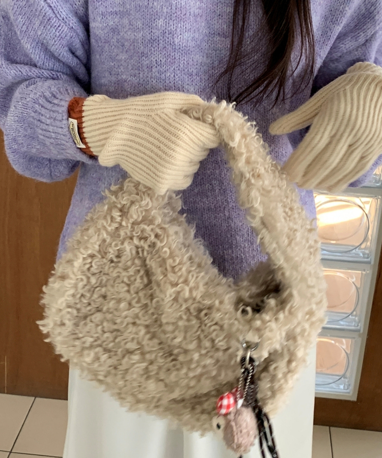 ドダンブルトートショルダーファーバッグ BEIGE