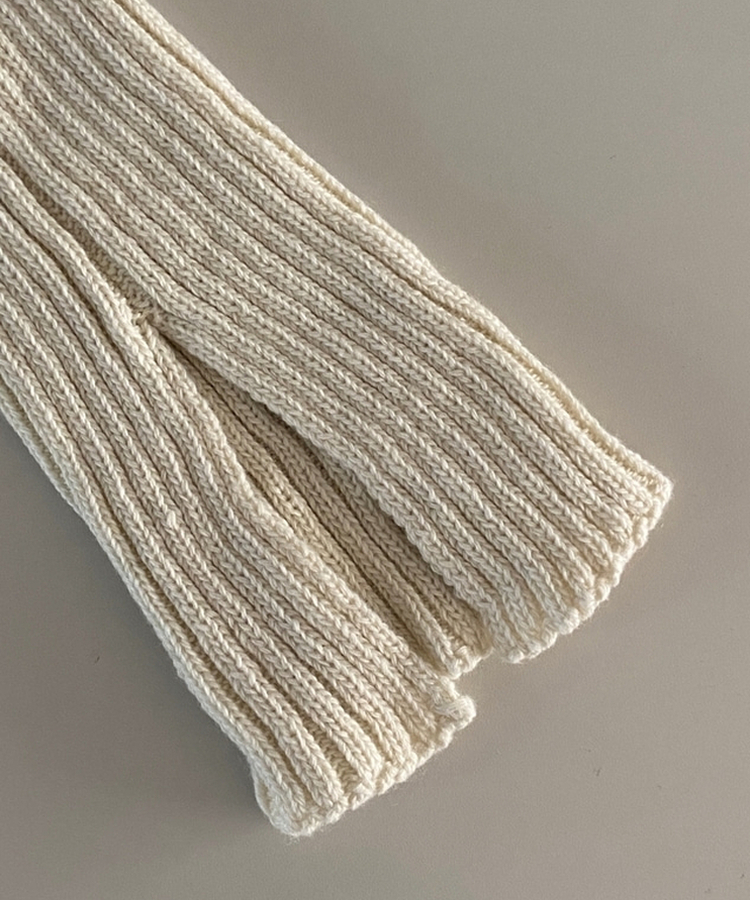 スリットニットレッグウォーマー