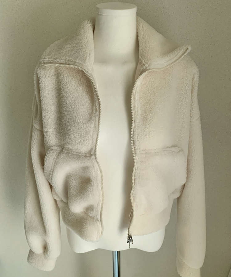 ミンクハイネックファージップアップ