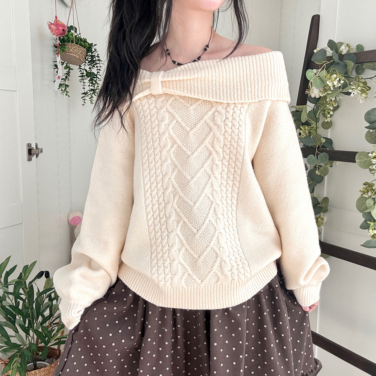 울6 러블리 리본 꽈배기 빈티지 레이어드 오프숄더 오버핏 니트 아이보리