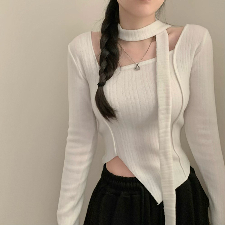 【マフラー付き】スクエアVスリット長袖Tシャツ IVORY