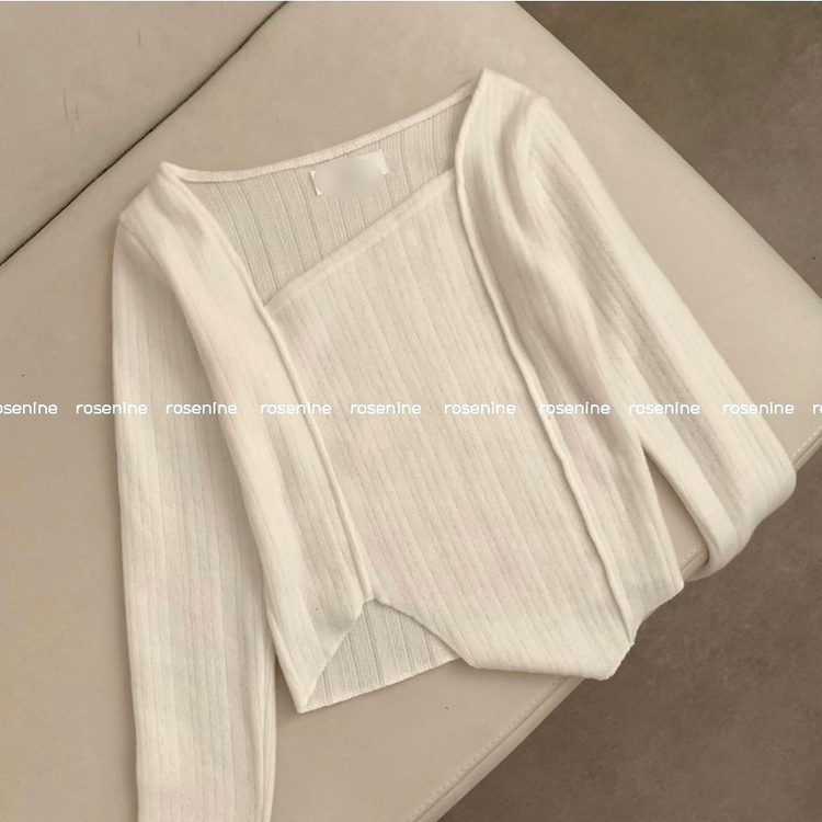 【マフラー付き】スクエアVスリット長袖Tシャツ