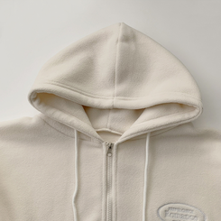 刺繍ストリングフードジップアップ