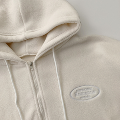 刺繍ストリングフードジップアップ