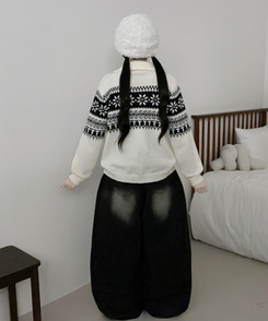 ノルディックパターンハーフジップアップニット IVORY