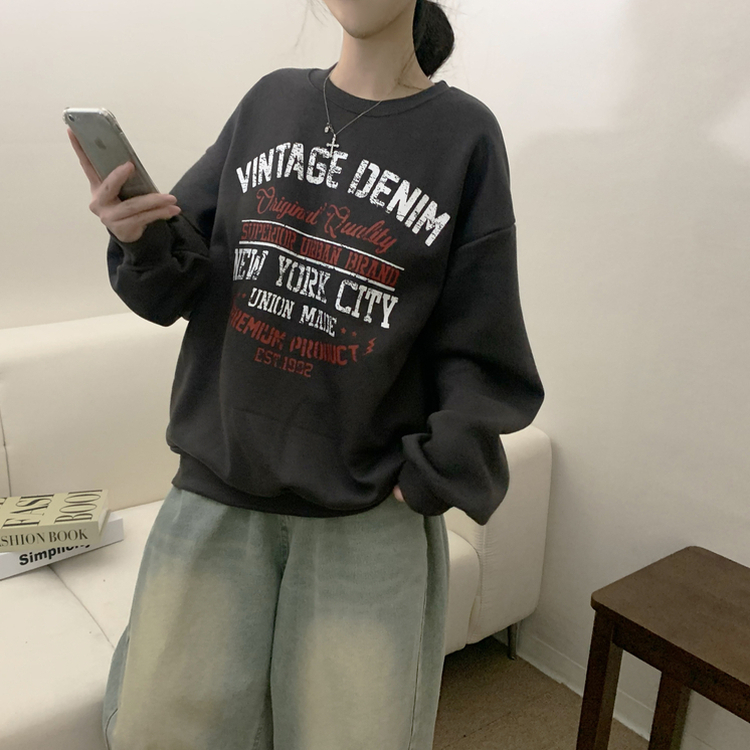 【起毛】レタリングプラウンドトレーナー(5color) CHARCOAL