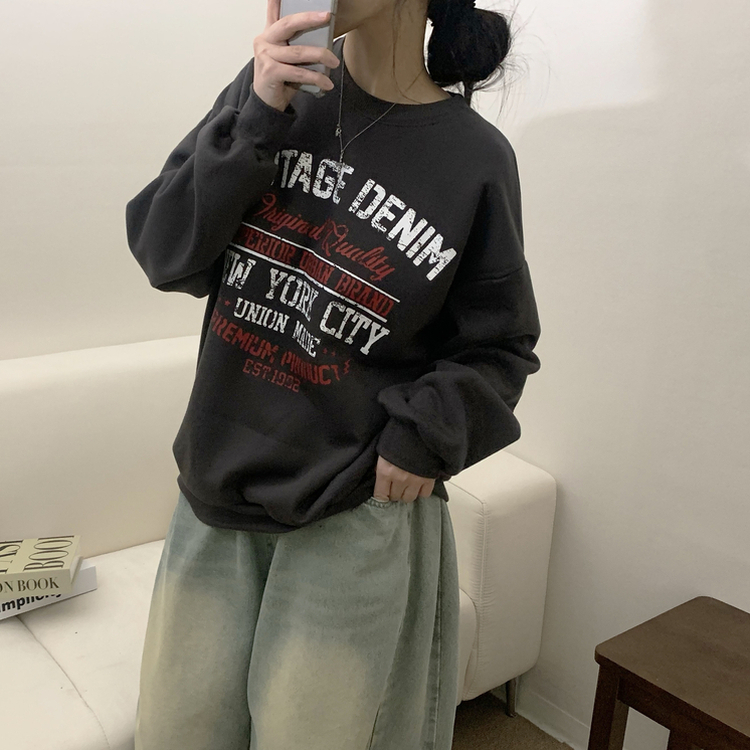 【起毛】レタリングプラウンドトレーナー(5color) CHARCOAL