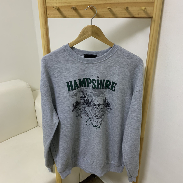 プリンティングラウンドネックトレーナー