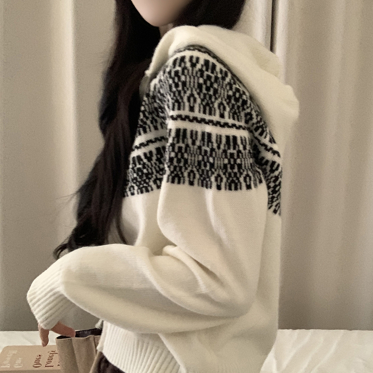 ジャガードフードニットジップアップ IVORY