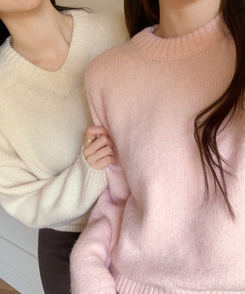 （高級ラムウール／選べる2タイプネック／10色展開♥）   ラムウール ラウンド＆Vネック ルーズフィットニット PINK