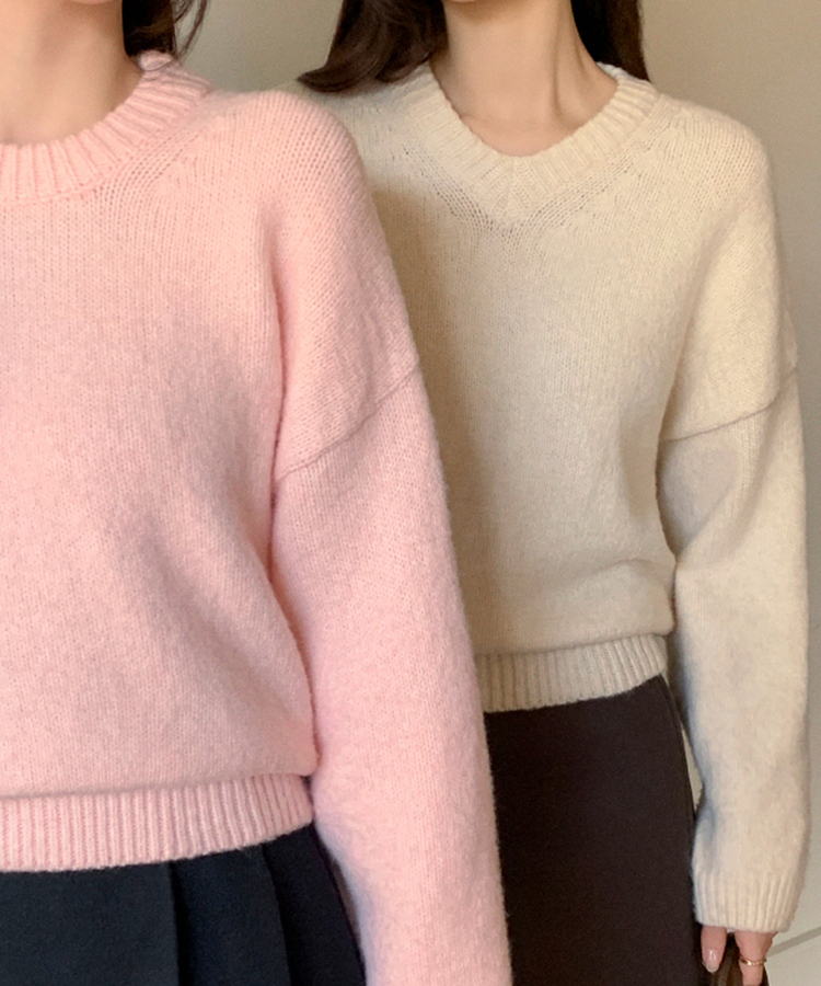 （高級ラムウール／選べる2タイプネック／10色展開♥）   ラムウール ラウンド＆Vネック ルーズフィットニット CREAM