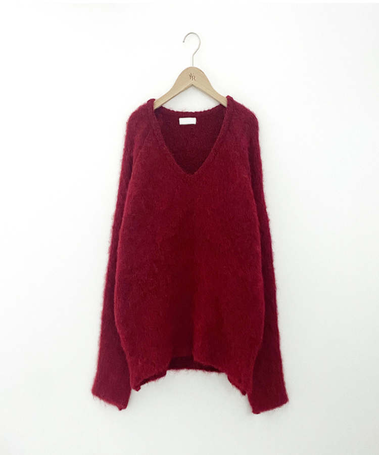 ドリーミングVネックニット