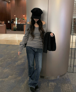 ディープVネックスリムオフニット GREY