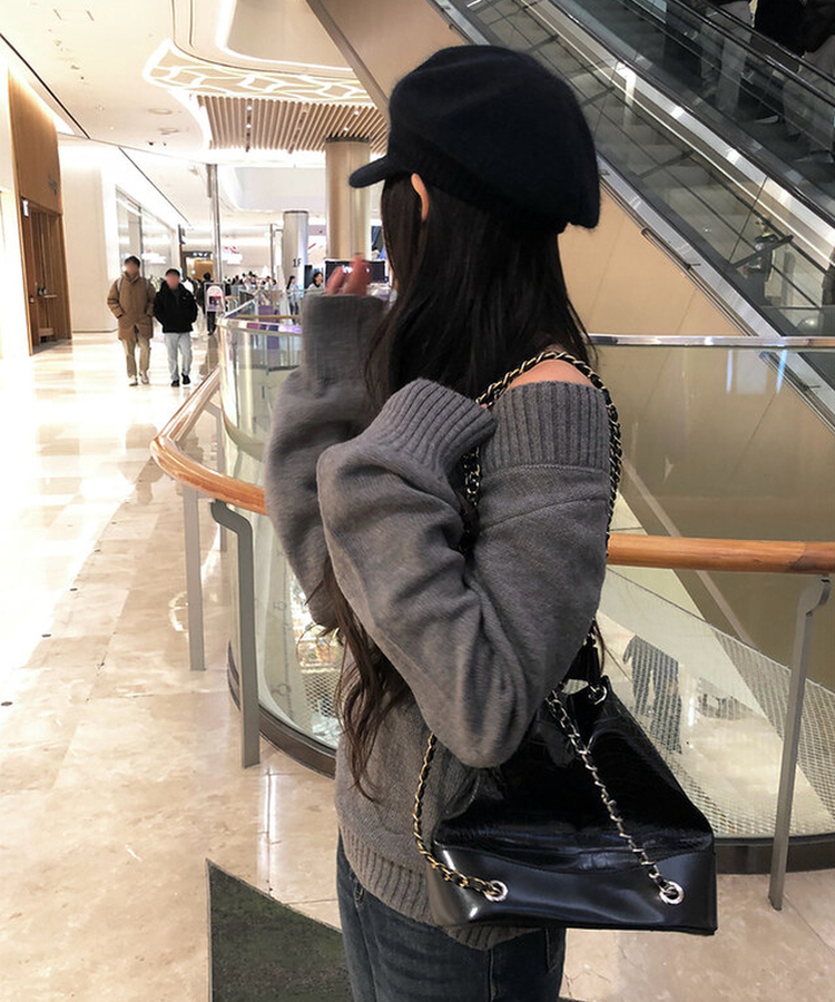 ディープVネックスリムオフニット GREY