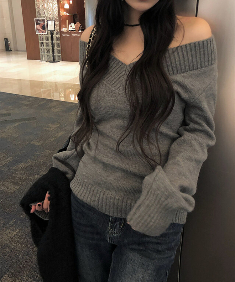 ディープVネックスリムオフニット GREY