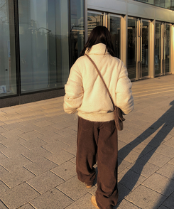 ーウールカラーリバーシブルショートダウン WHITE