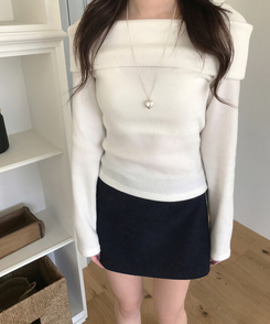 ソフトオフショルダーTシャツ IVORY