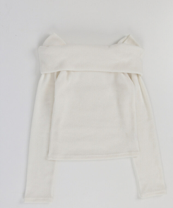 ソフトオフショルダーTシャツ