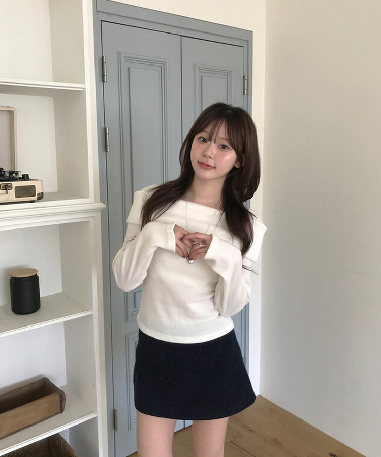 ソフトオフショルダーTシャツ IVORY
