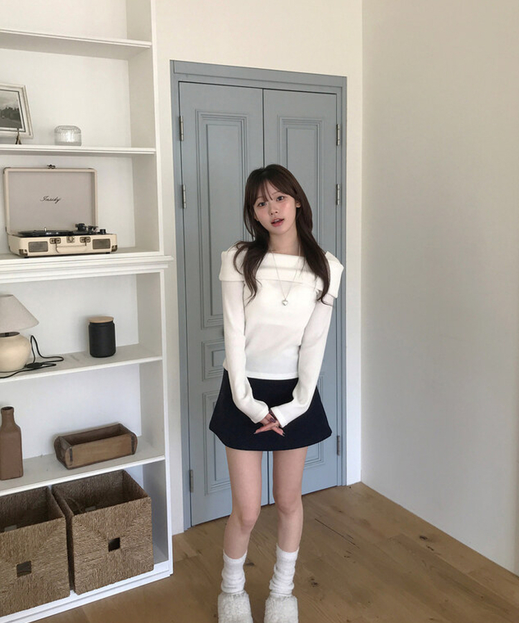 ソフトオフショルダーTシャツ IVORY