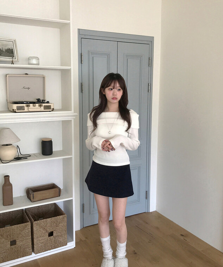 ソフトオフショルダーTシャツ IVORY