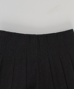 プリーツハーフスカート