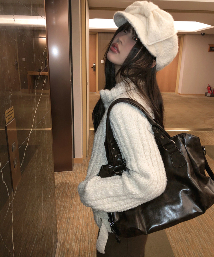 クロスレザーショルダーバッグ BROWN