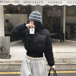 ハイパーレタリングショートダウン BLACK