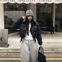 ハイパーレタリングショートダウン BLACK