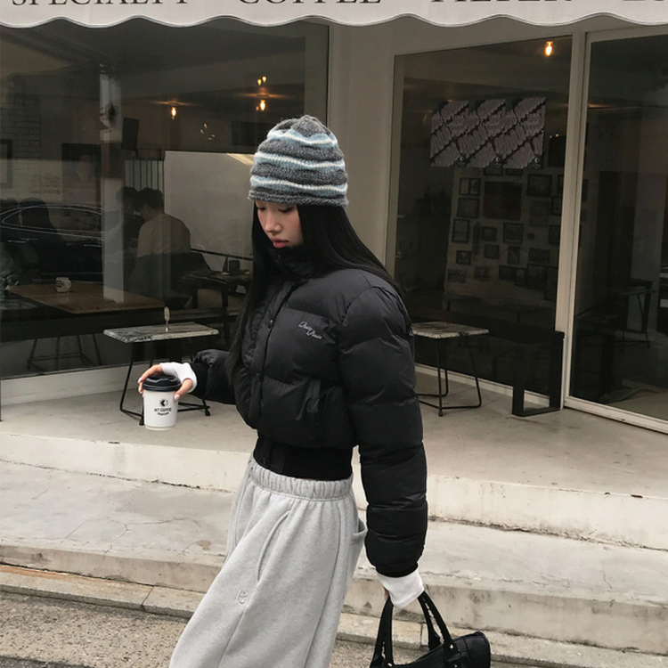 ハイパーレタリングショートダウン BLACK