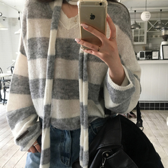 【マフラー付き】ストライプニット GREY